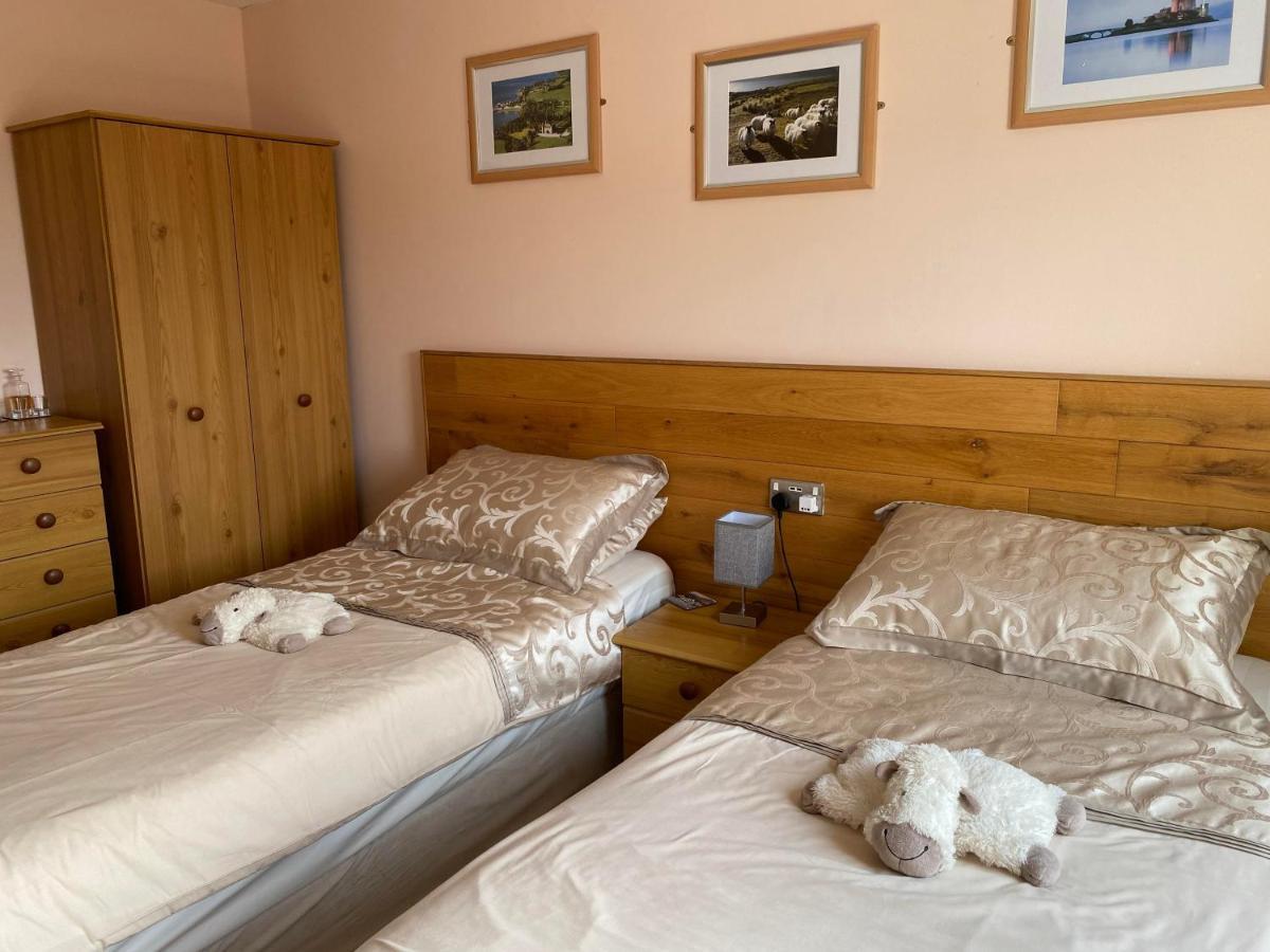 Creag Dubh Bed & Breakfast Kyle of Lochalsh Bagian luar foto