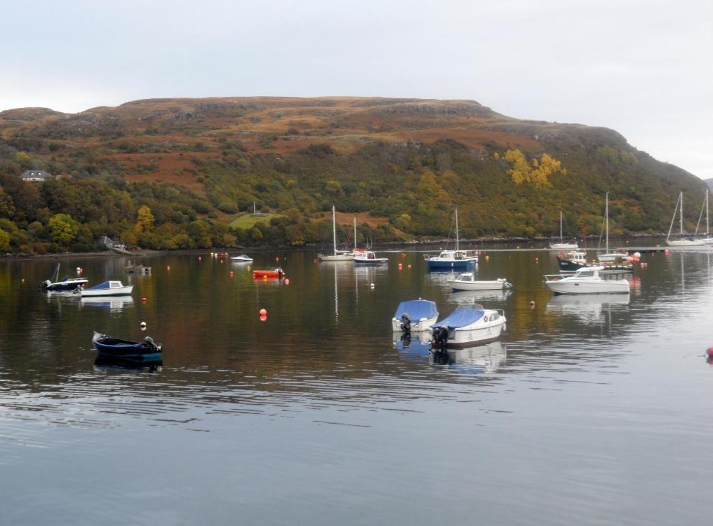 Creag Dubh Bed & Breakfast Kyle of Lochalsh Bagian luar foto